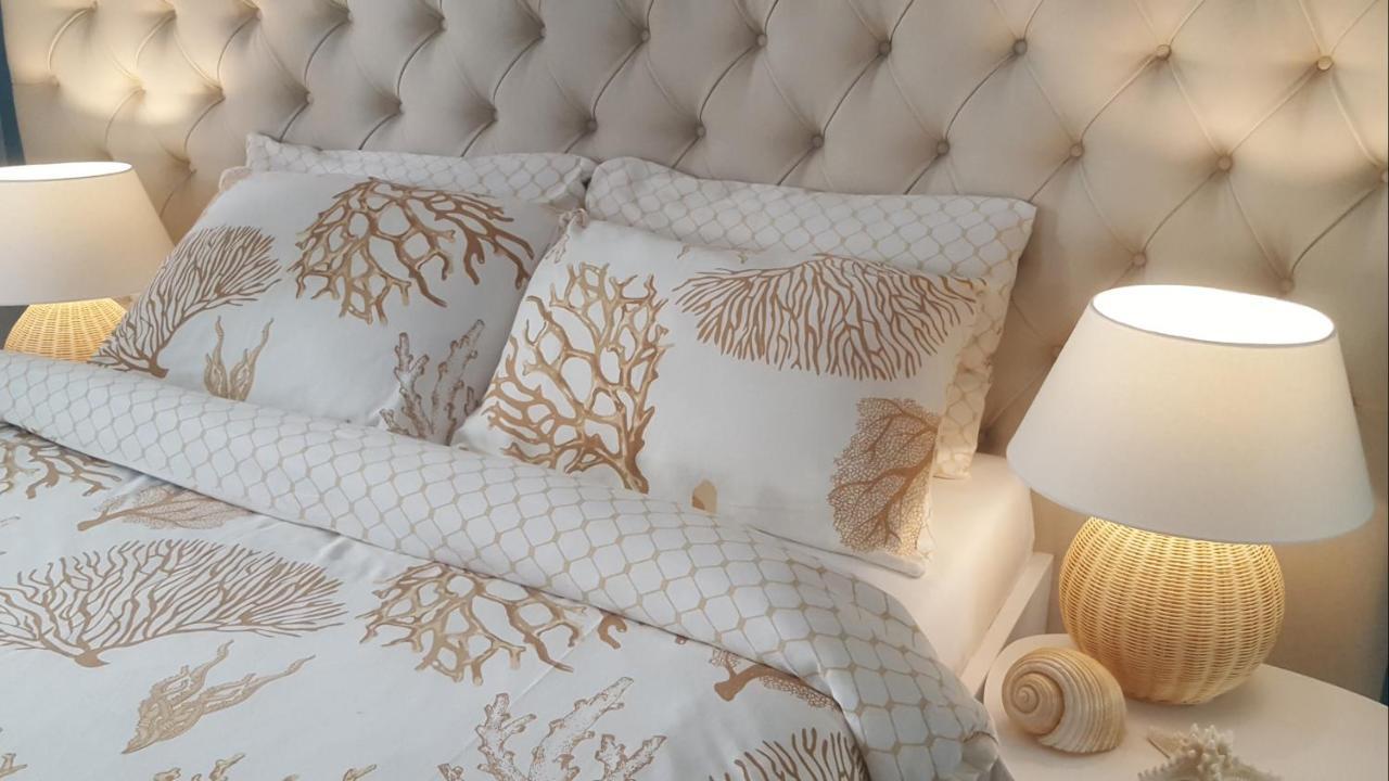Appartamento New!!! New Riva Luxury One - With Sunny Terrace & Big Garden Porec Esterno foto
